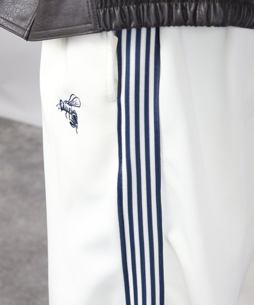 NYLAUS(ナイラス)の「【Nylaus】蜂刺繍 ライントラック ワイドパンツ バルーンパンツ ジャージ ユニセックス(その他パンツ・メンズ・アイボリー/ブラック/ブラウン・M/L)」の18枚目の写真