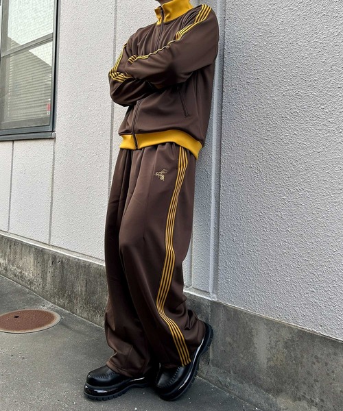 NYLAUS（ナイラス）の「【Nylaus】蜂刺繍 ライントラック ワイドパンツ バルーンパンツ ジャージ セットアップ対応 ユニセックス（その他パンツ・メンズ・ブラウン/ブラック/アイボリー・L/M）」の16枚目の写真