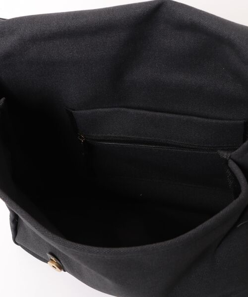 Burner(バーナー)の「【OKUOKU 0909】ヴィンテージ風キャンバス調 ショルダーバッグ oku-bag-13-21【RBTS】(ショルダーバッグ・レディース・ブラック/ベージュ/グレー/ブラウン・FREE)」の5枚目の写真