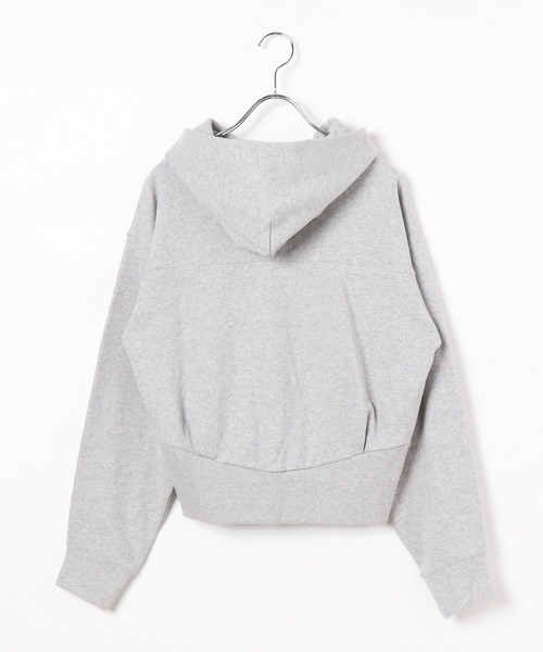 BAYFLOW（ベイフロー）の「[こだわりのフードシルエット]ショートスウェットフーディー（パーカー・レディース・グレー/チャコール/レッド・FREE）」の10枚目の写真