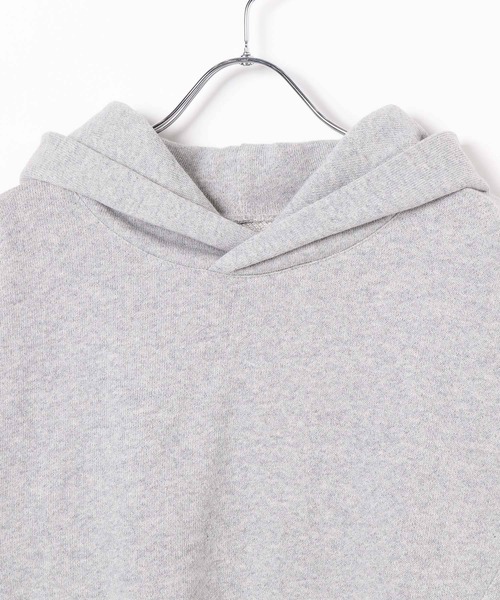 BAYFLOW（ベイフロー）の「[こだわりのフードシルエット]ショートスウェットフーディー（パーカー・レディース・グレー/チャコール/レッド・FREE）」の11枚目の写真
