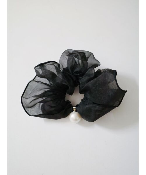 EATME（イートミー）の「ポイントフェイクパールオーガンジーシュシュ（シュシュ・レディース・ブラック・FREE）」の5枚目の写真