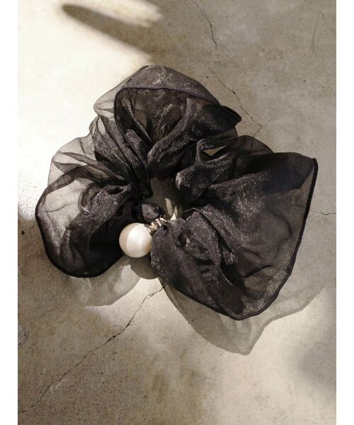 EATME（イートミー）の「ポイントフェイクパールオーガンジーシュシュ（シュシュ・レディース・ブラック・FREE）」の6枚目の写真