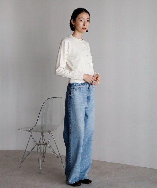 amini（アミニ）の「クルーネックニットカーディガン（カーディガン/ボレロ・レディース・ホワイト/ブラウン/レッド/グレー/ブラック・MEDIUM）」の15枚目の写真