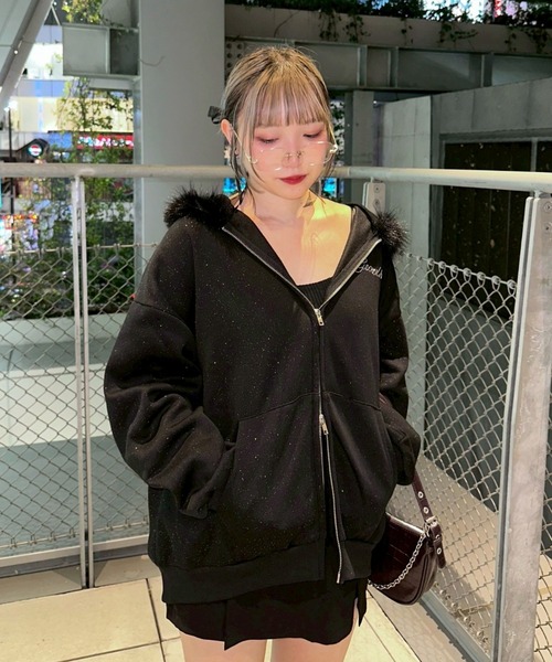 ラメキラキラファーパーカー（パーカー）｜continuer de NICE CLAUP