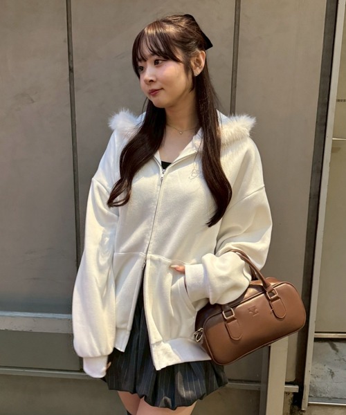 セール】ラメキラキラファーパーカー（パーカー）｜continuer de NICE