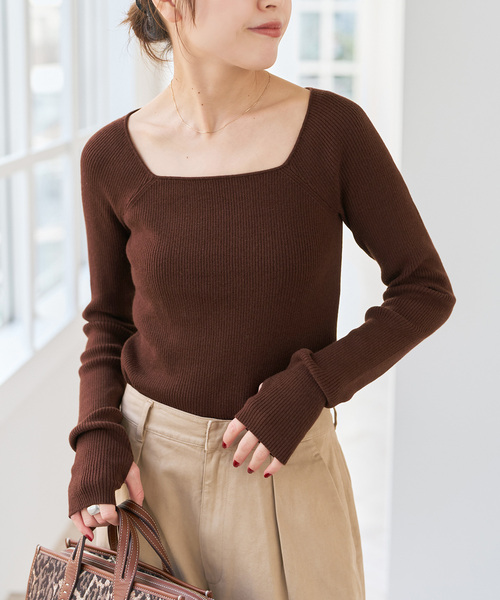 Spick & Span(スピックアンドスパン)の「《手洗い可》スクエアリブニット(ニット/セーター・レディース・ブラウン/ベージュ/ブラック・FREE)」の3枚目の写真
