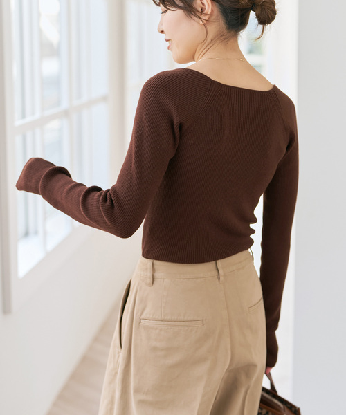 Spick & Span(スピックアンドスパン)の「《手洗い可》スクエアリブニット(ニット/セーター・レディース・ブラウン/ベージュ/ブラック・FREE)」の12枚目の写真