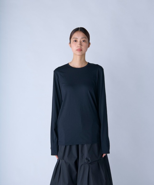 c/est(シーエ)の「【 c/est / シーエ 】 CECILY -LONG TEE- / ジャージーロンTEE 2436017 API(Tシャツ/カットソー・レディース・オフホワイト/ブラック・FREE)」の1枚目の写真