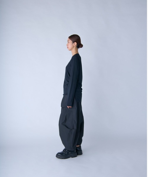 c/est(シーエ)の「【 c/est / シーエ 】 CECILY -LONG TEE- / ジャージーロンTEE 2436017 API(Tシャツ/カットソー・レディース・オフホワイト/ブラック・FREE)」の5枚目の写真