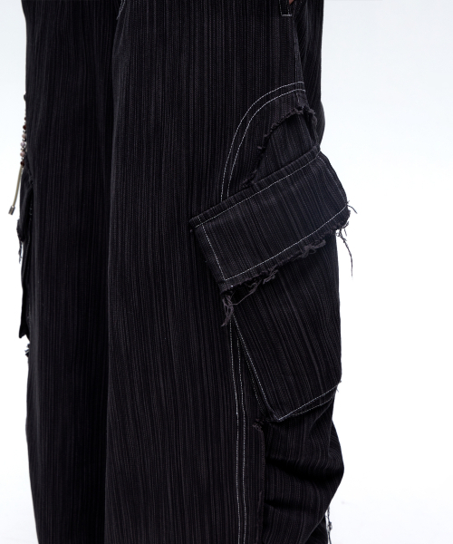 RSSC(アールエスエスシー)の「WRINKLE MIXED STRIPE CARGO PANTS - BLACK(スウェットパンツ・レディース・その他・2/1)」の8枚目の写真