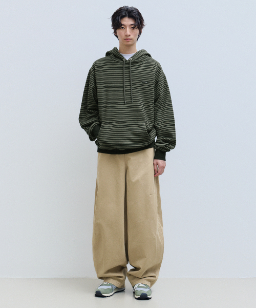 F.ILLUMINATE(フィルミネイト)の「バルーンワイドコットンパンツ-ベージュ(その他パンツ・レディース・その他・SMALL/MEDIUM/LARGE)」の4枚目の写真