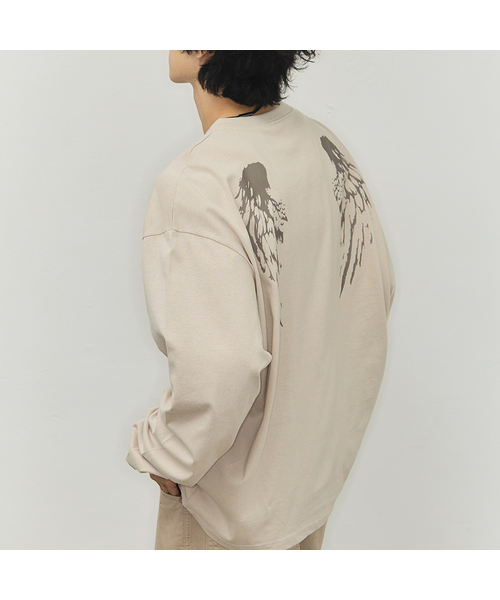 GRAVER（グレーバー）の「[ユニセックス]WINGS ヘンリーネック ロングスリーブ Tシャツ_3カラー（Tシャツ/カットソー・レディース・ベージュ/チャコール/ブラック・MEDIUM/LARGE）」の3枚目の写真