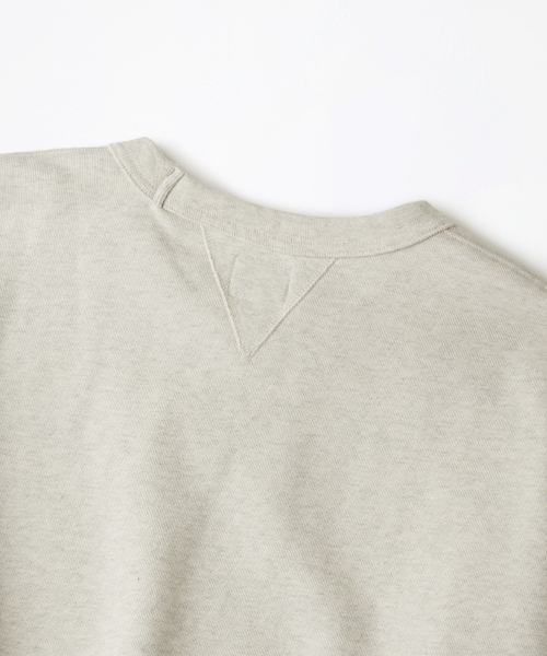 OUTSTANDING(アウトスタンディング)の「AUTHENTIC COMFORT SWEAT_1%OATMEAL(スウェット・メンズ・その他・MEDIUM/LARGE/X-LARGE)」の2枚目の写真