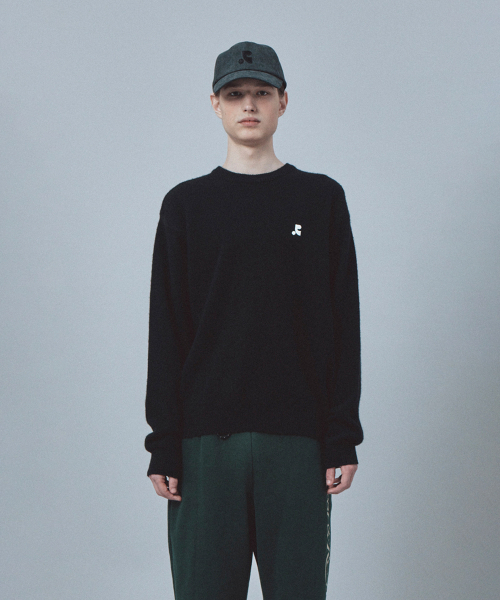 Rest&Recreation(レストアンドレクリエーション)の「LOGO CREW NECK SWEATER - BLACK(ニット/セーター・メンズ・その他・LARGE/X-LARGE)」の5枚目の写真