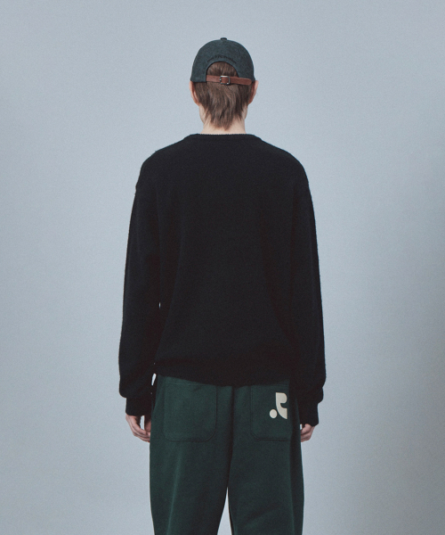 Rest&Recreation(レストアンドレクリエーション)の「LOGO CREW NECK SWEATER - BLACK(ニット/セーター・メンズ・その他・LARGE/X-LARGE)」の3枚目の写真