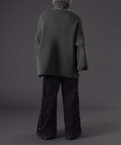 狐独(コドク)の「バギースタッズフロッキーデニム(デニムパンツ・メンズ・ブラック・LARGE/MEDIUM/SMALL)」の19枚目の写真