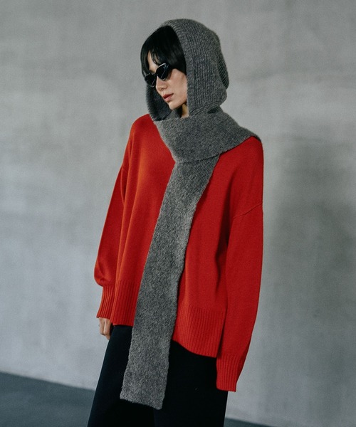 LEPSIM（レプシィム）の「フードストール　604774（ストール/ショール・レディース・ベージュ/チャコールグレー・ONE SIZE）」の2枚目の写真