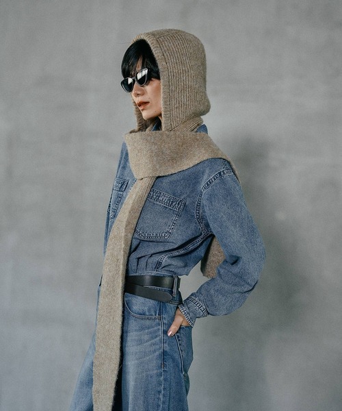 LEPSIM（レプシィム）の「フードストール　604774（ストール/ショール・レディース・ベージュ/チャコールグレー・ONE SIZE）」の3枚目の写真