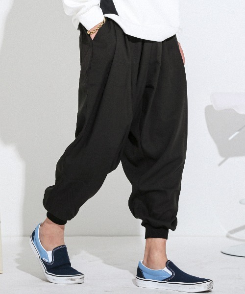 LUXSTYLE(ラグスタイル)の「レーヨン混イージーバルーンパンツ(その他パンツ・メンズ・ブラック/グレー/ベージュ・L/M)」の1枚目の写真