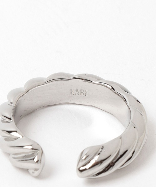 HARE（ハレ）の「【MADE IN JAPAN】ツイストリング(HARE)（リング・メンズ・シルバー・FREE）」の4枚目の写真