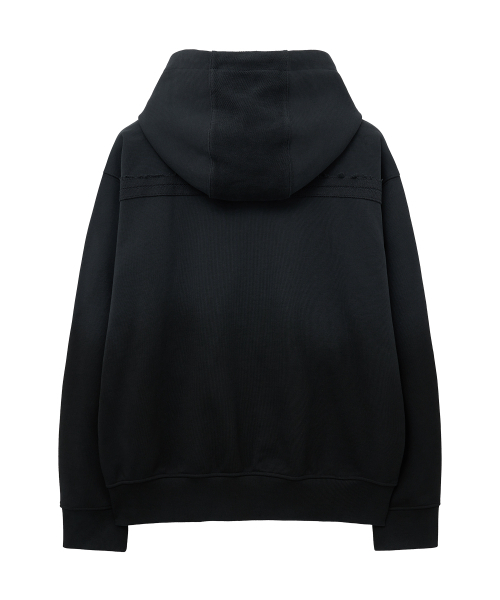 UNGIMMICK(アンジミック)の「SPRAY WASHED HOODED JACKET (CHARCOAL)(パーカー・メンズ・その他・MEDIUM/LARGE/X-LARGE)」の2枚目の写真