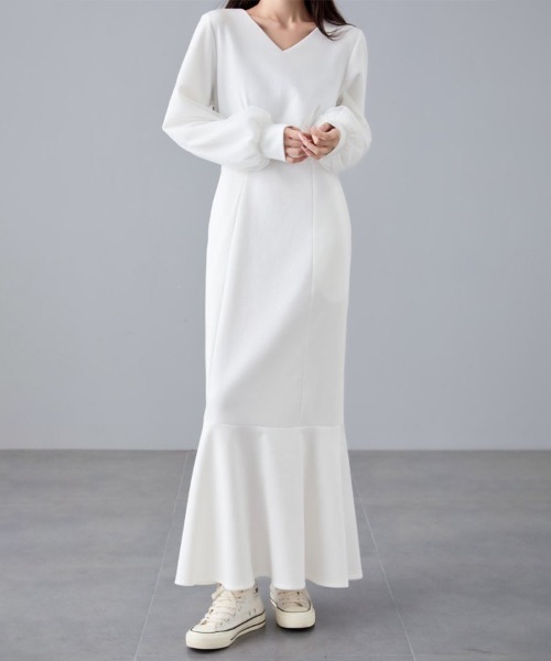 Vネックフレアロングワンピース（ワンピース）｜ONEP STAR（ワンピ