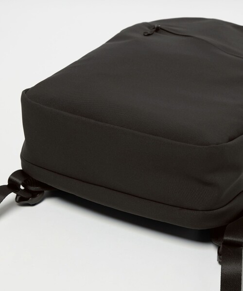 BEAUTY&YOUTH UNITED ARROWS(ビューティーアンドユースユナイテッドアローズ)の「小松マテーレ リュック(バックパック/リュック・メンズ・ブラック・FREE)」の2枚目の写真