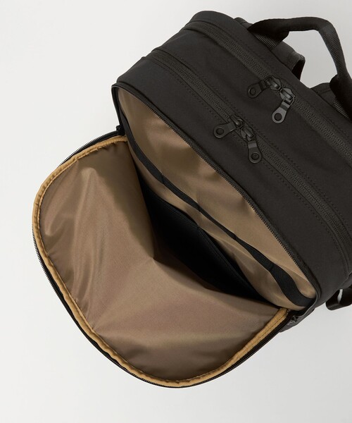 BEAUTY&YOUTH UNITED ARROWS(ビューティーアンドユースユナイテッドアローズ)の「小松マテーレ リュック(バックパック/リュック・メンズ・ブラック・FREE)」の3枚目の写真