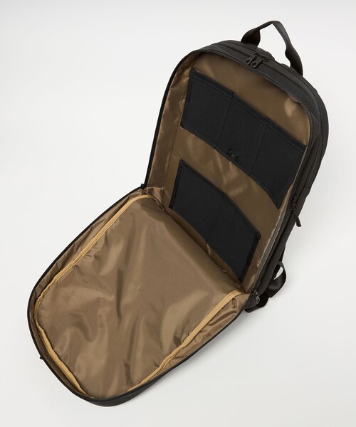 BEAUTY&YOUTH UNITED ARROWS(ビューティーアンドユースユナイテッドアローズ)の「小松マテーレ リュック(バックパック/リュック・メンズ・ブラック・FREE)」の4枚目の写真