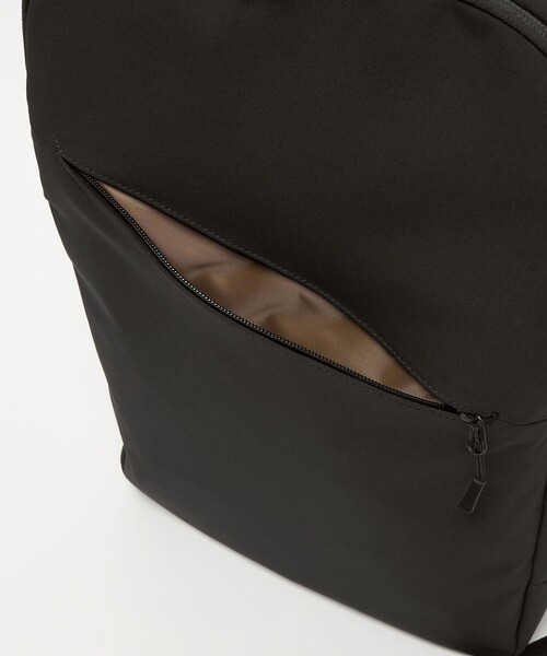 BEAUTY&YOUTH UNITED ARROWS(ビューティーアンドユースユナイテッドアローズ)の「小松マテーレ リュック(バックパック/リュック・メンズ・ブラック・FREE)」の7枚目の写真