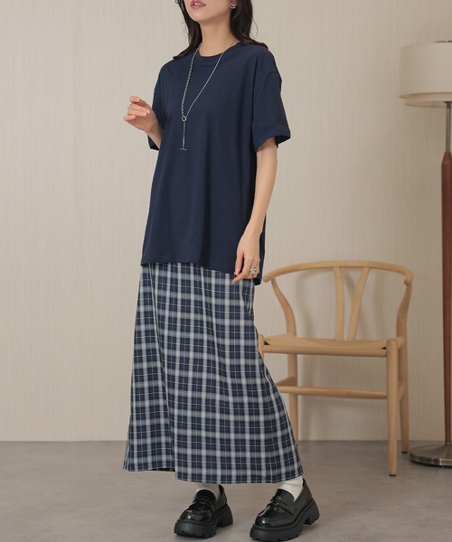 DAYRA(デイラ)の「コットン クルーネック ベーシック 半袖 Tシャツ(Tシャツ/カットソー・レディース・ダークグレー/グレー/ブラウン/ネイビー/ベージュ/ブラック/ホワイト・M/XL)」の11枚目の写真