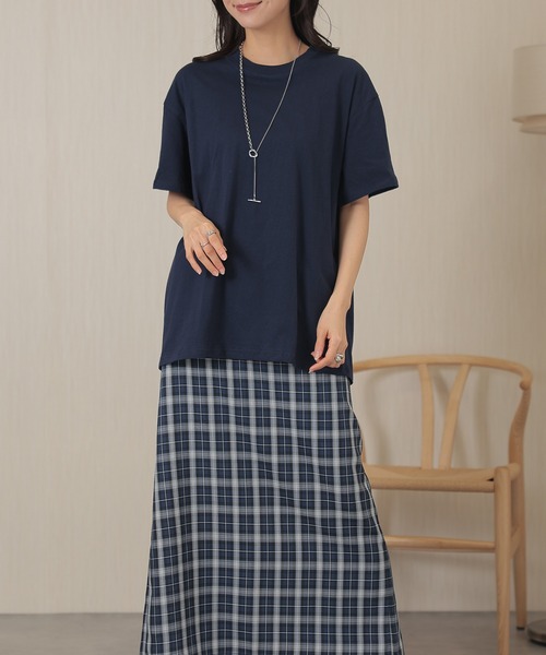 DAYRA(デイラ)の「コットン クルーネック ベーシック 半袖 Tシャツ(Tシャツ/カットソー・レディース・ダークグレー/グレー/ブラウン/ネイビー/ベージュ/ブラック/ホワイト・M/XL)」の12枚目の写真