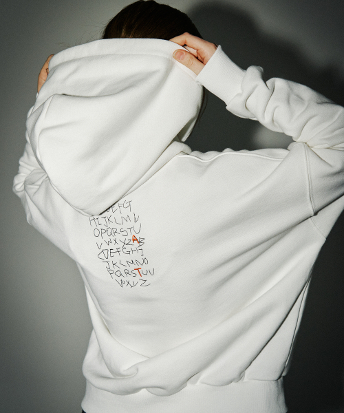 SARANAGI(サラナギ)の「SE056-hoodie (ivory)(パーカー・レディース・アイボリー・FREE)」の3枚目の写真