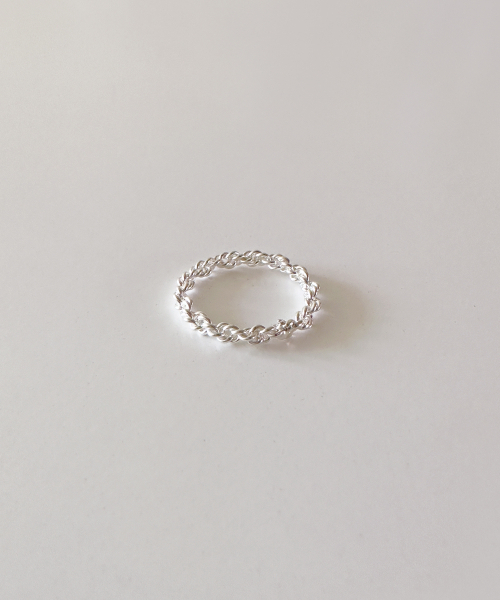 CODE.H（コード エイチ）の「(Silver 925) Weaving Silver Ring（リング・レディース・その他・11号/9号/13号/5号/3号/17号/19号/7号/15号）」の3枚目の写真