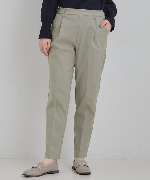 SHOO・LA・RUE（シューラルー）の「【洗濯機可/S-LL】すっきり上品に ベーシックテーパードパンツ（その他パンツ・レディース・チャコールグレー/ベージュ系1/グレー系1/アイボリー・01/02/03/04）」の2枚目の写真