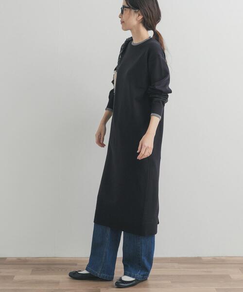 URBAN RESEARCH DOORS(アーバンリサーチドアーズ)の「バイカラーKNITワンピース(ワンピース・レディース・チャコールグレー/ブラック・FREE)」の3枚目の写真