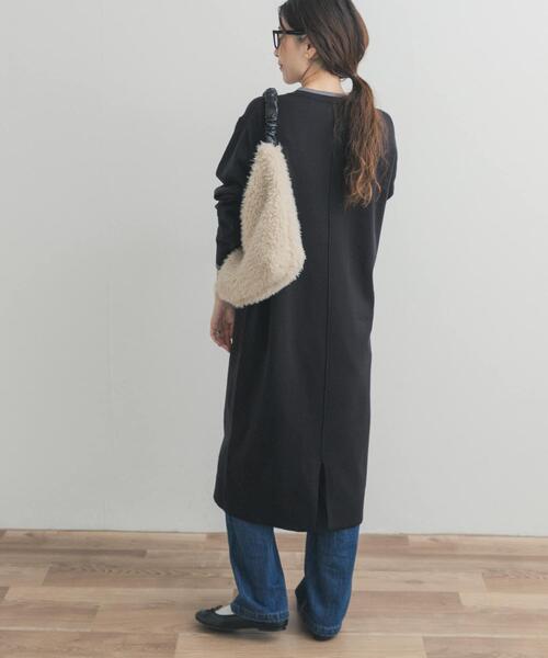 URBAN RESEARCH DOORS(アーバンリサーチドアーズ)の「バイカラーKNITワンピース(ワンピース・レディース・チャコールグレー/ブラック・FREE)」の4枚目の写真