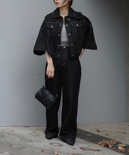WILLFULLY(ウィルフリー)の「lace embellished hem straight denim PT(デニムパンツ・レディース・ブラック/ライトブルー・S/M)」の13枚目の写真