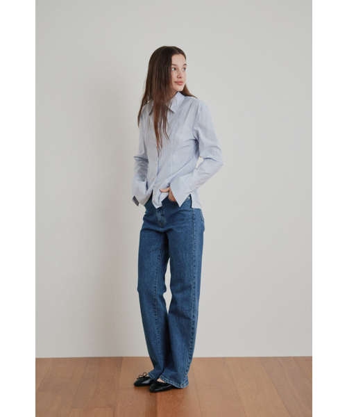 MAGNET ARCHIVE(マグネット アーカイブ)の「Line Slim Shirt (Sky)(シャツ/ブラウス・レディース・その他・FREE)」の3枚目の写真