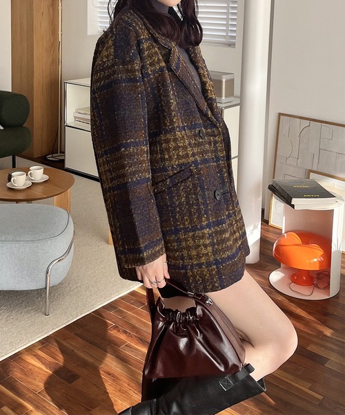 STYLEBLOCK（スタイルブロック）の「ブークレチェック柄ダブルブレストジャケットコート（テーラードジャケット・レディース・グレー/ブラウン・FREE）」の4枚目の写真