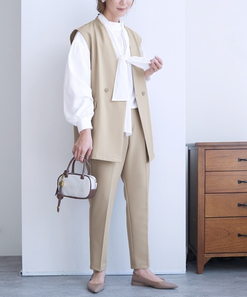 reca（レカ）の「ノーカラーベスト（スーツベスト・レディース・ブラック/ベージュ/グレー・LL/L/M/S）」の14枚目の写真