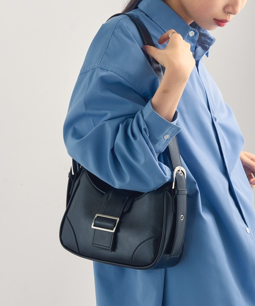 MAGASIN DE MODE Onjna(マガジンデモードオンジェナ )の「【MAGASIN DE MODE Onjna】ハーフムーンベルトバッグ SNBD(ショルダーバッグ・レディース・ブラウン/レッド/アイボリー/ブラック・FREE)」の11枚目の写真