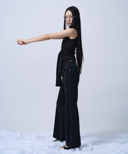 ZIZEMUSEUM（ジゼミュージアム）の「UNBALANCE TUBE TOP (BLACK)（Tシャツ/カットソー・レディース・その他・ONE SIZE）」の3枚目の写真