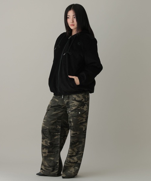 SOME PLACE(サムプレイス)の「【UNISEX】SOME PLACE/コーデュロイダウンジャケット(ダウンジャケット/コート・レディース・ブラック/アイボリー・FREE)」の6枚目の写真
