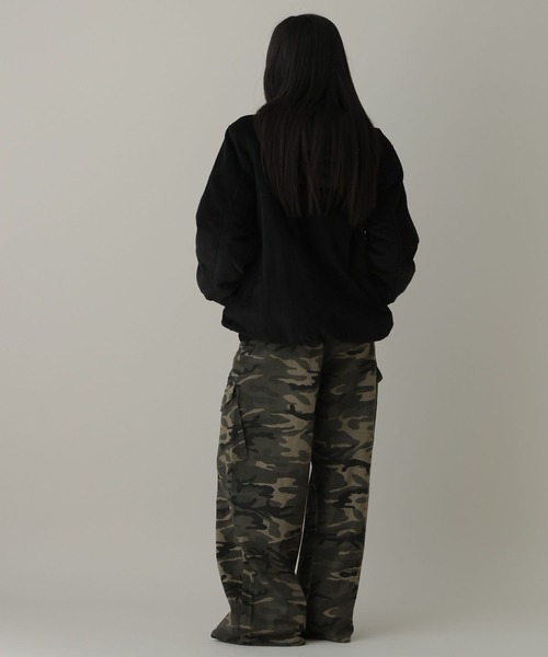 SOME PLACE(サムプレイス)の「【UNISEX】SOME PLACE/コーデュロイダウンジャケット(ダウンジャケット/コート・レディース・ブラック/アイボリー・FREE)」の5枚目の写真