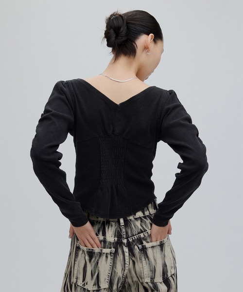 Ameri バルーンスリーブ カットトップ ブラック Ameri（アメリ）の「DENIM LIKE BALLOON SLEEVE CUT TOP（Tシャツ
