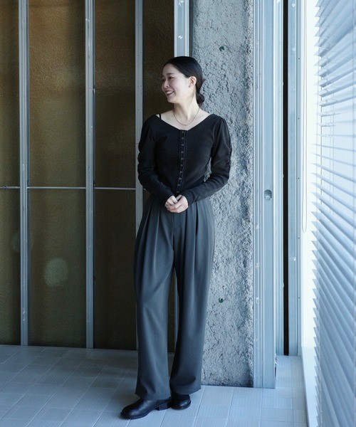 Ameri（アメリ）の「DENIM LIKE BALLOON SLEEVE CUT TOP（Tシャツ