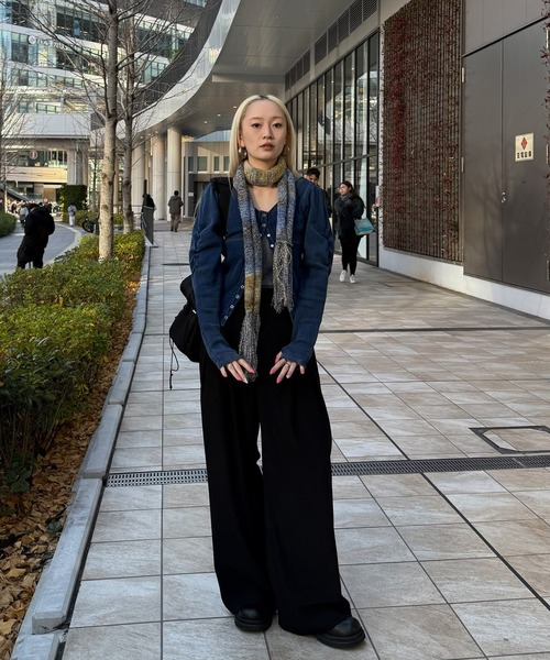 Ameri（アメリ）の「DENIM LIKE BALLOON SLEEVE CUT TOP（Tシャツ