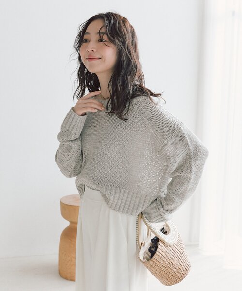 La boutique BonBon（ラブティックボンボン）の「【今すぐお届け！・着回し力抜群】テープヤーンラメクロップドニット（ニット/セーター・レディース・ライトベージュ/ライトグレー/ピンク・FREE）」の8枚目の写真